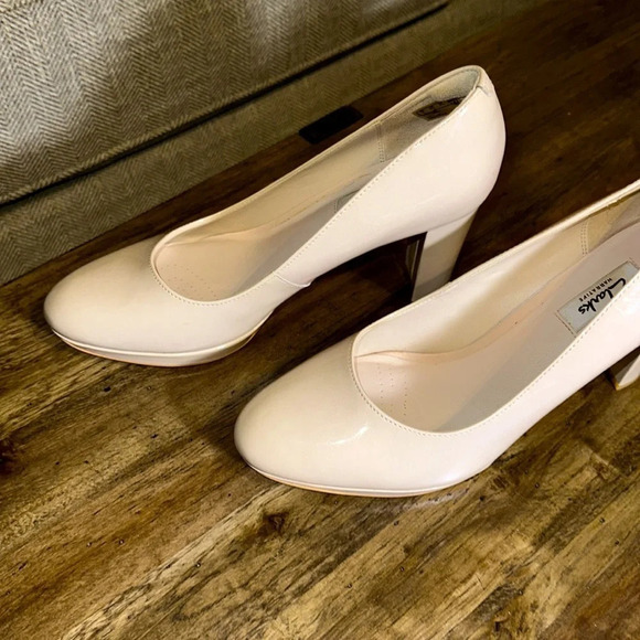 CLARKS NARRATIVE KENDRA SIENNA NUDE PATENT ROSE PALE LEATHER 9.5 WOMEN SHOE - Picture 7 of 16